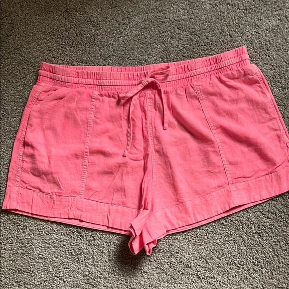 Universal Thread High Waist Pink Shorts Relaxed Fit - Picture 3 of 4